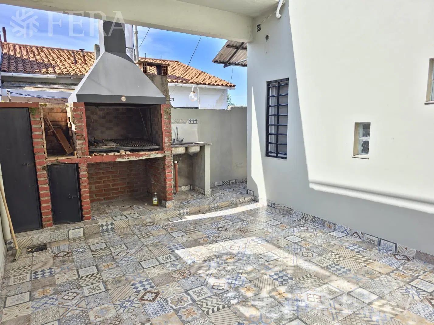 Venta PH 4 ambientes con cochera en Bernal Oeste 2