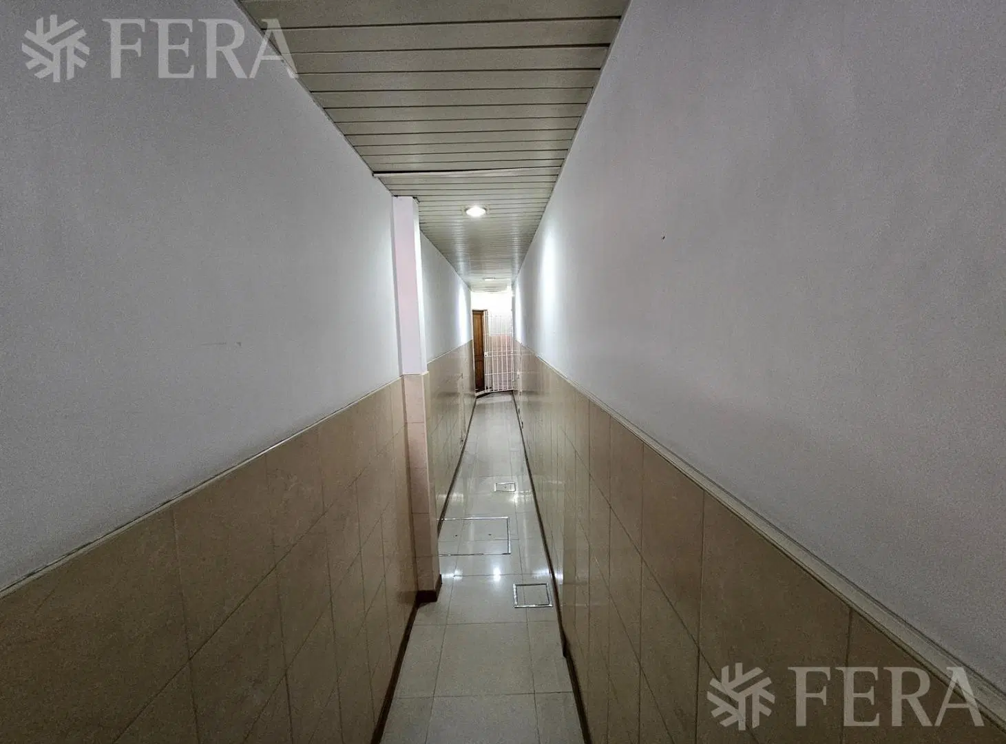 Venta PH 4 ambientes con patio en Wilde 1