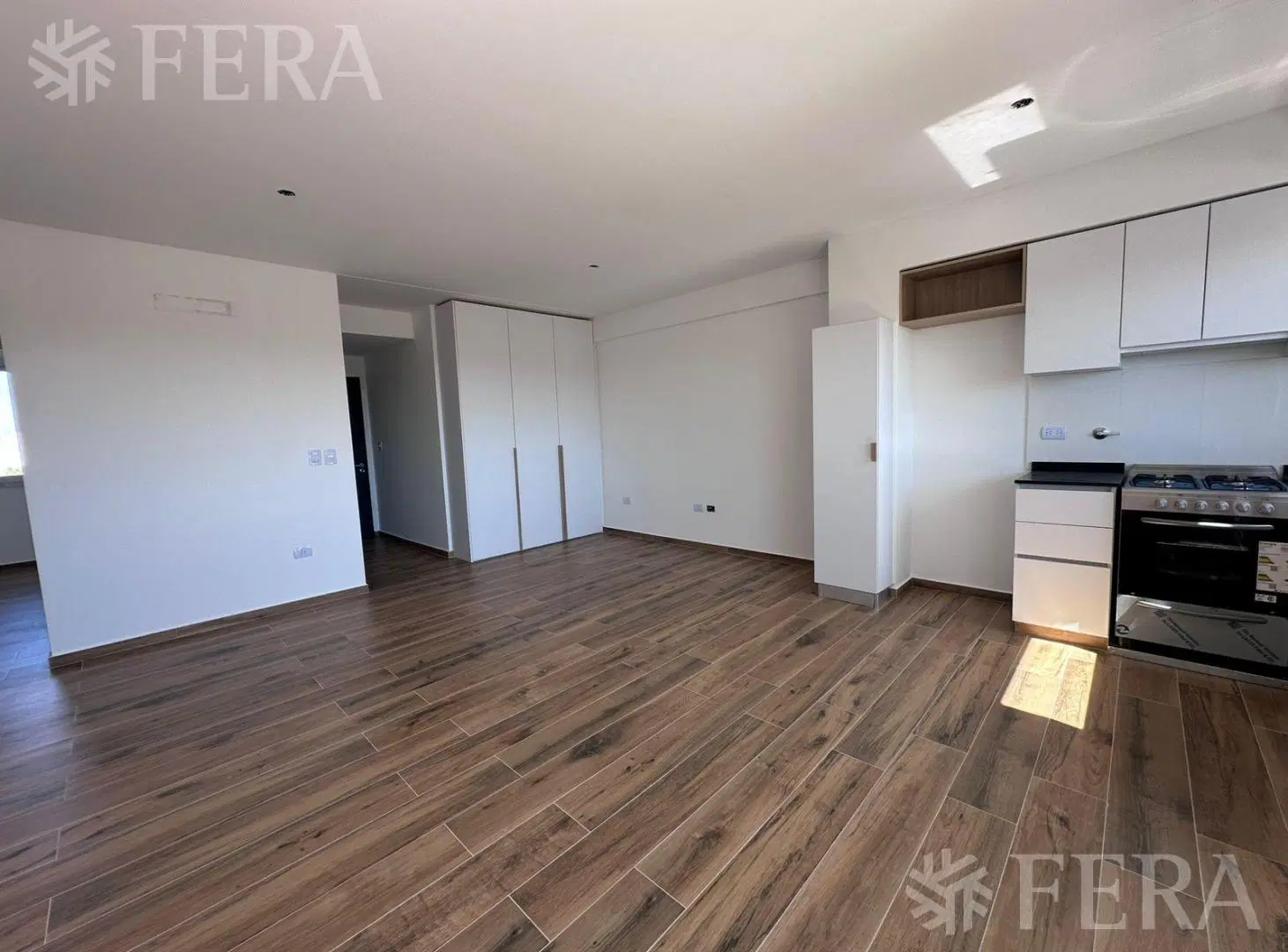 Venta piso 4 ambientes con balcón en Liniers 5