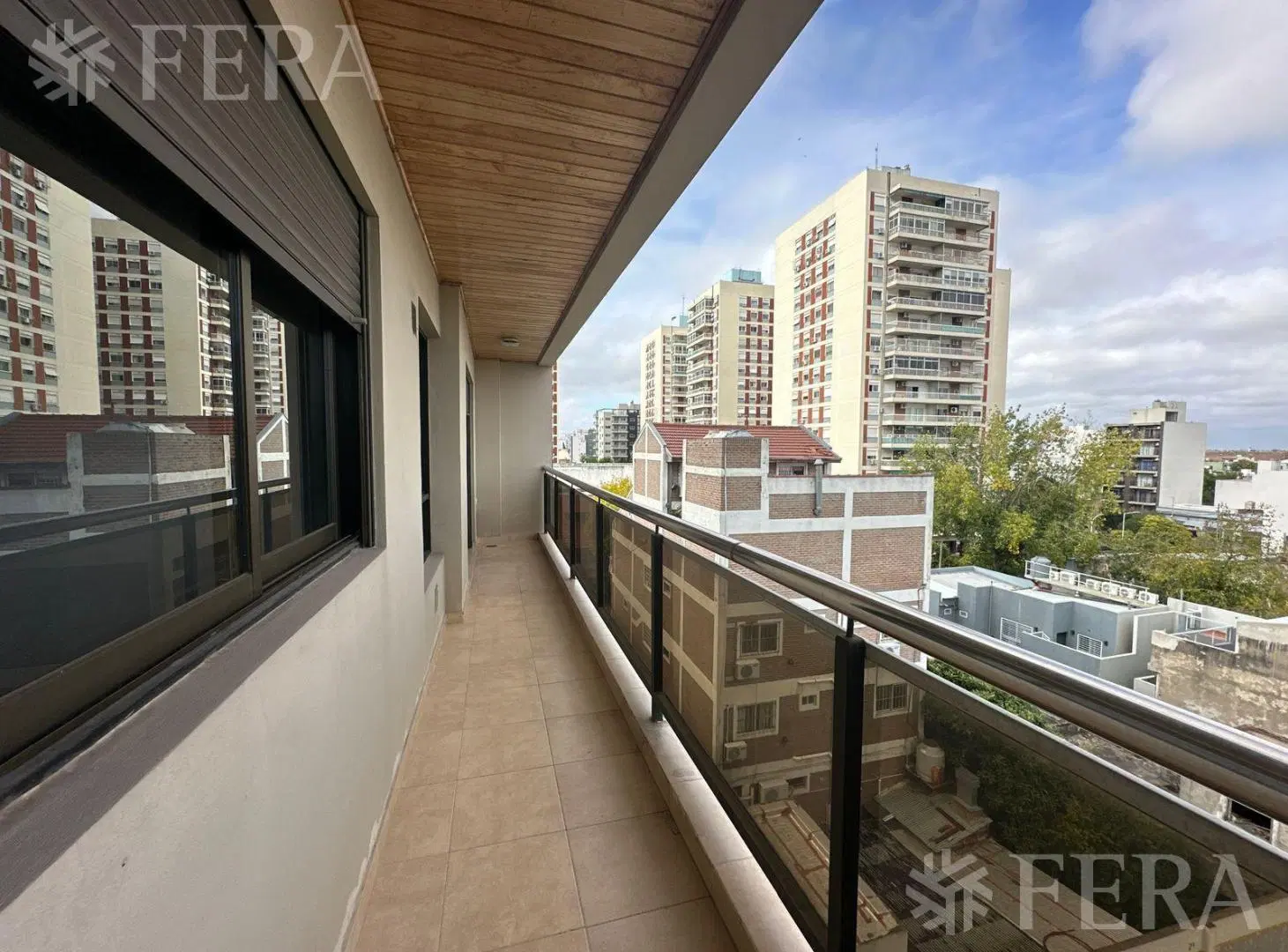 Venta de departamento 2 ambientes en Wilde 3