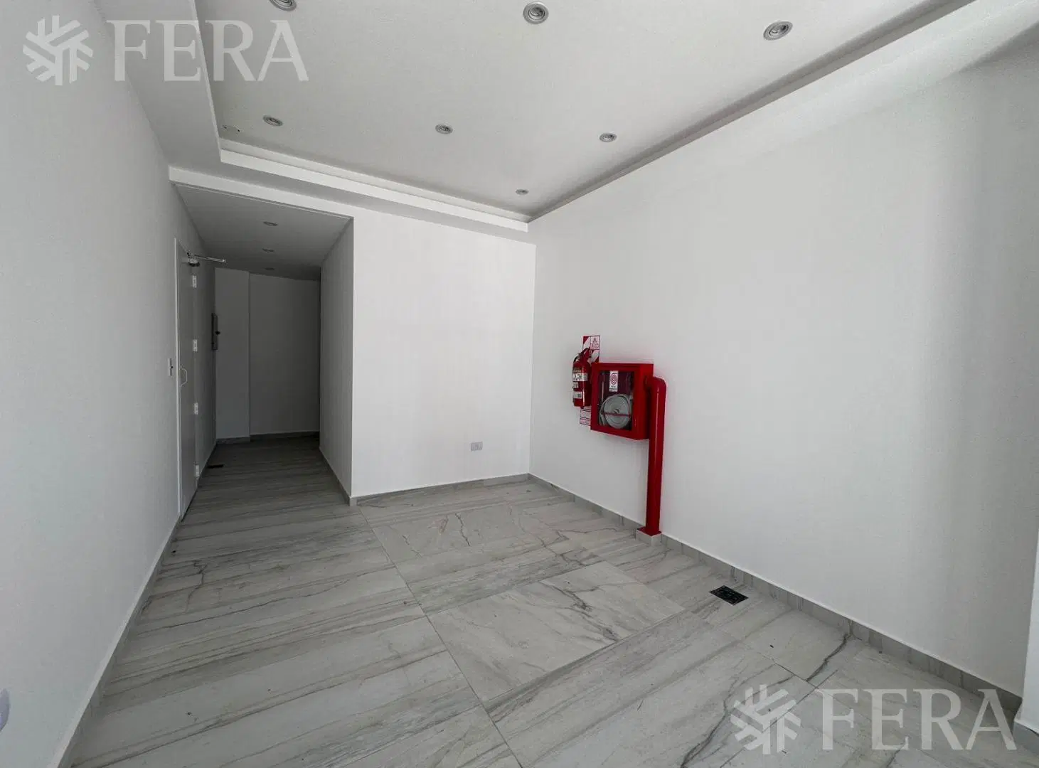 Venta piso de 4 ambientes con balcón y baulera en Liniers 5