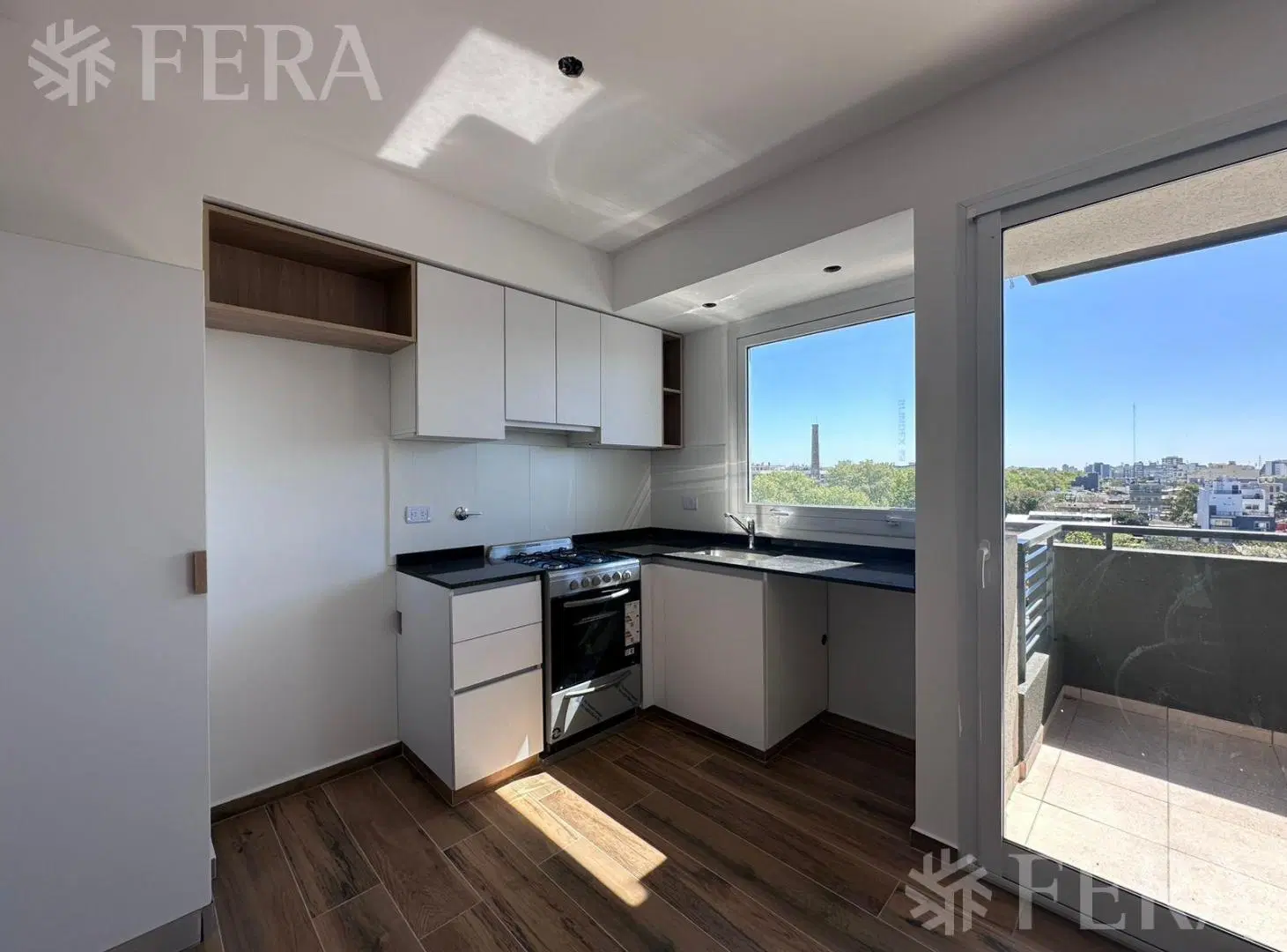 Venta piso de 4 ambientes con balcón y baulera en Liniers 4