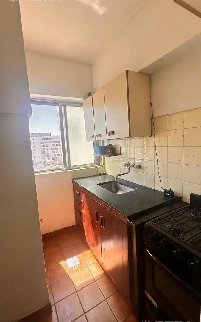 Venta 3 Ambientes en San Telmo, piso alto, muy luminoso 4