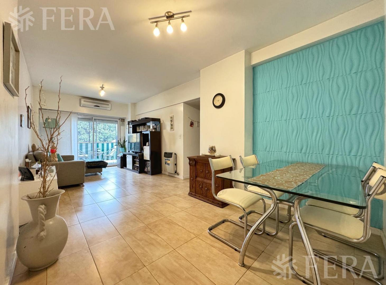 Venta Departamento 4 ambientes con balcón en San Cristobal