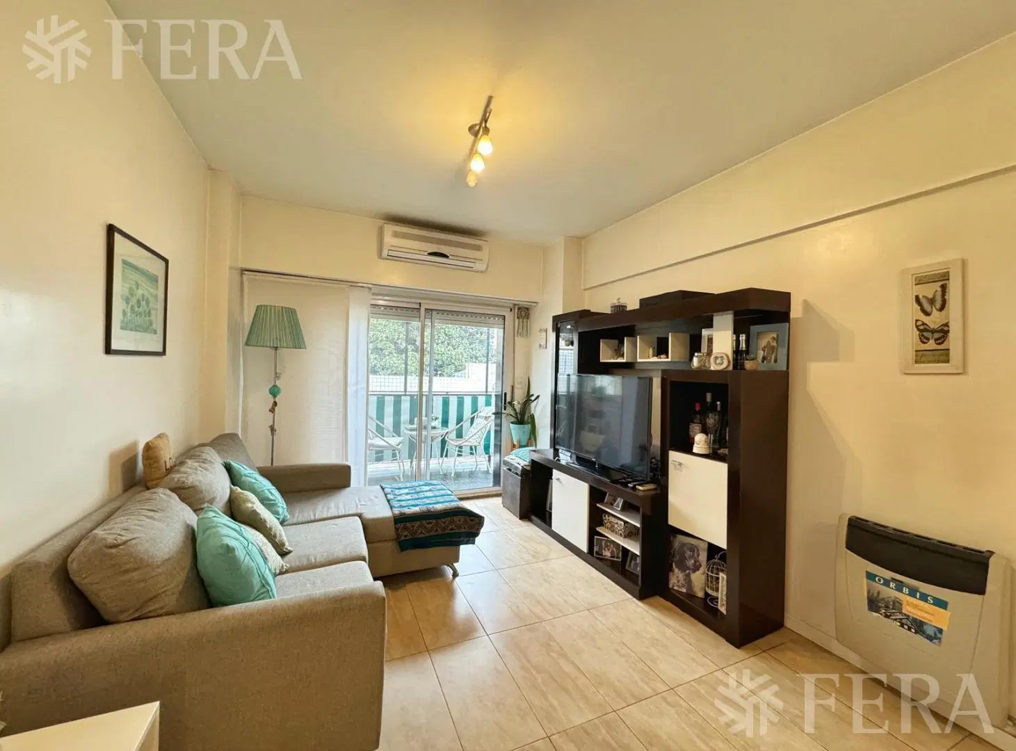 Venta Departamento 4 ambientes con balcón en San Cristobal 1