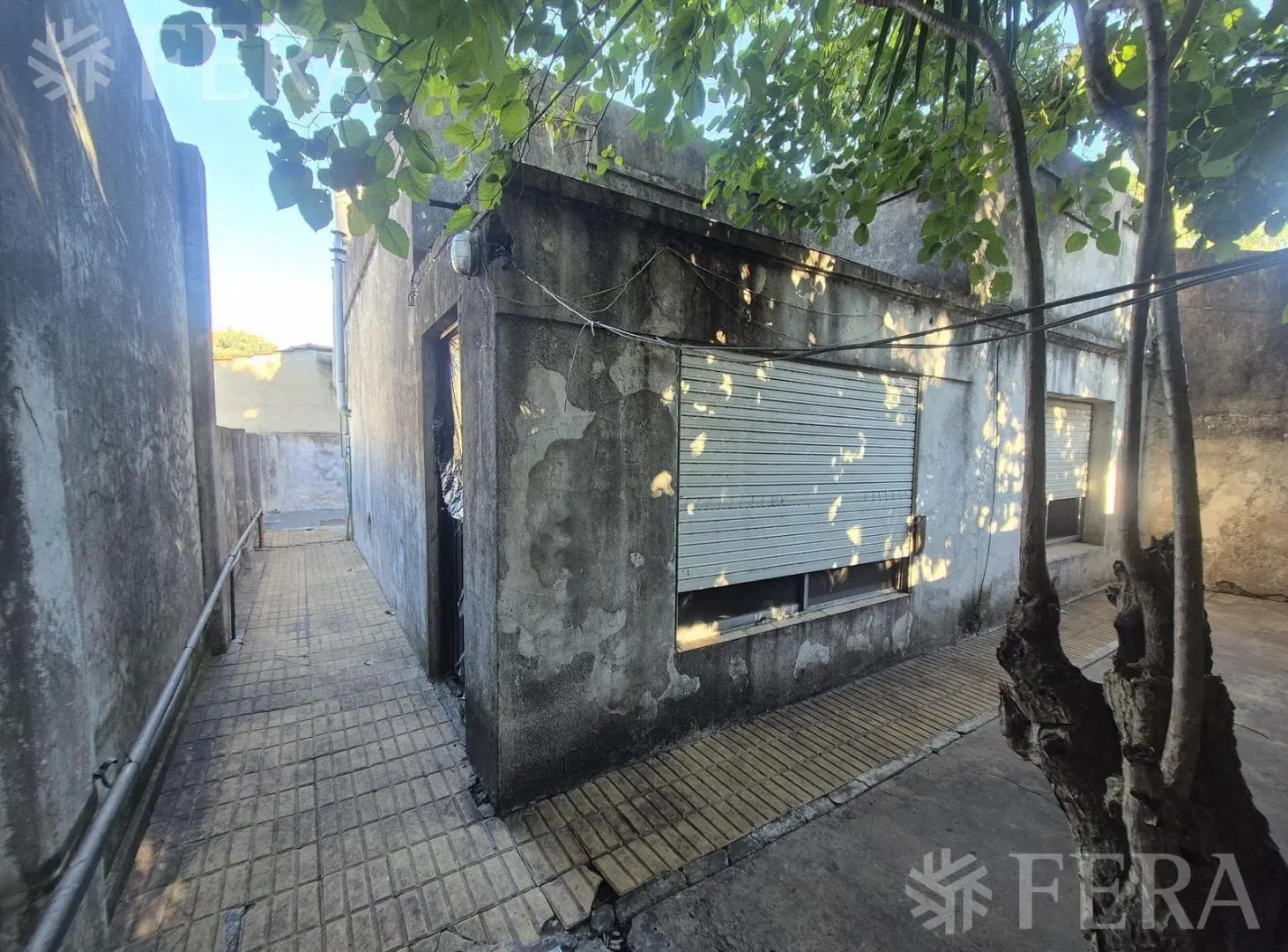 Venta PH 3 ambientes con patio en Ezpeleta Este 2