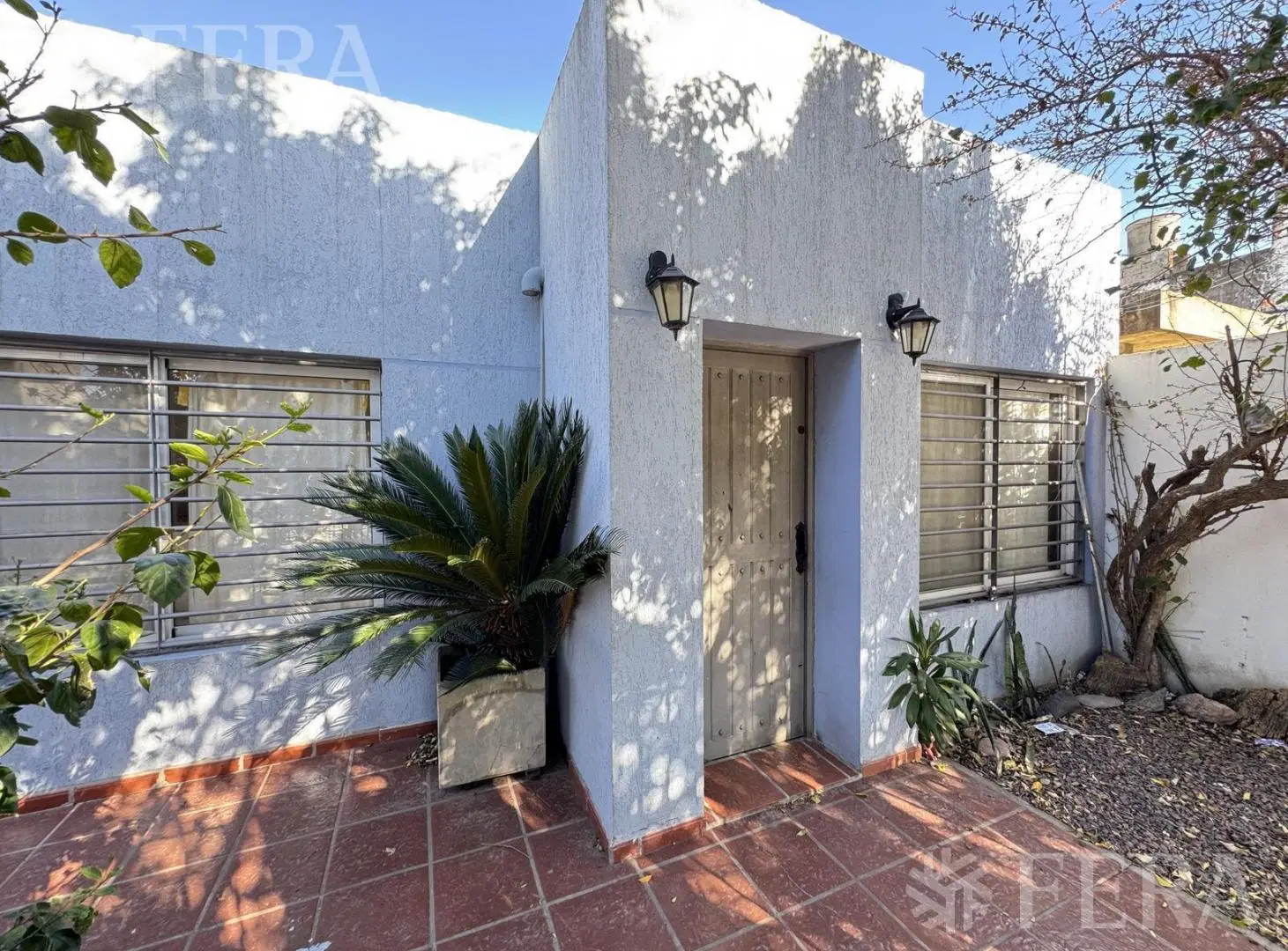 Venta casa 5 ambientes con cochera y quincho en Quilmes 5