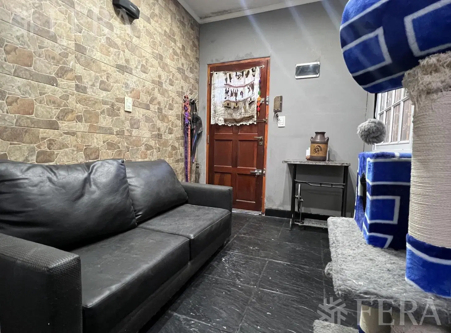 Venta PH 2 ambientes con terraza en Wilde 5