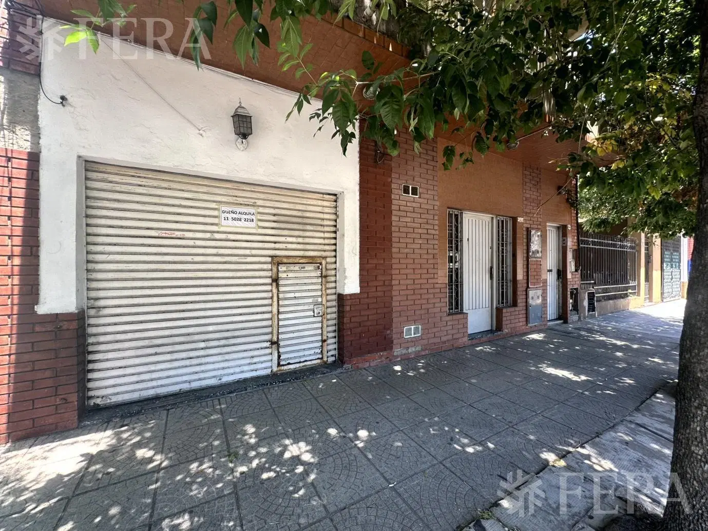 Venta PH 3 ambientes con local en Wilde 5
