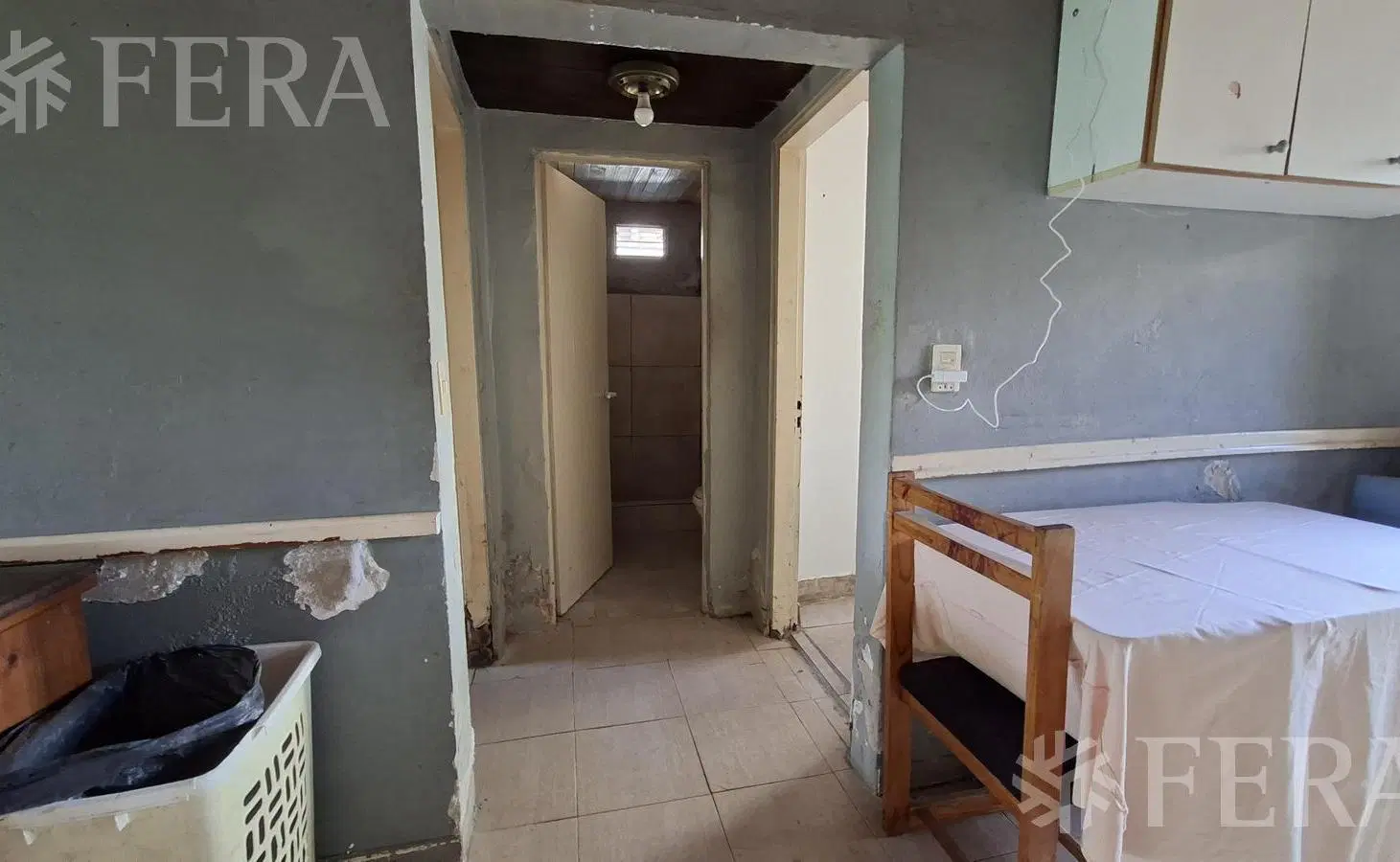 Venta casa para dos familias con jardín en Wilde 5