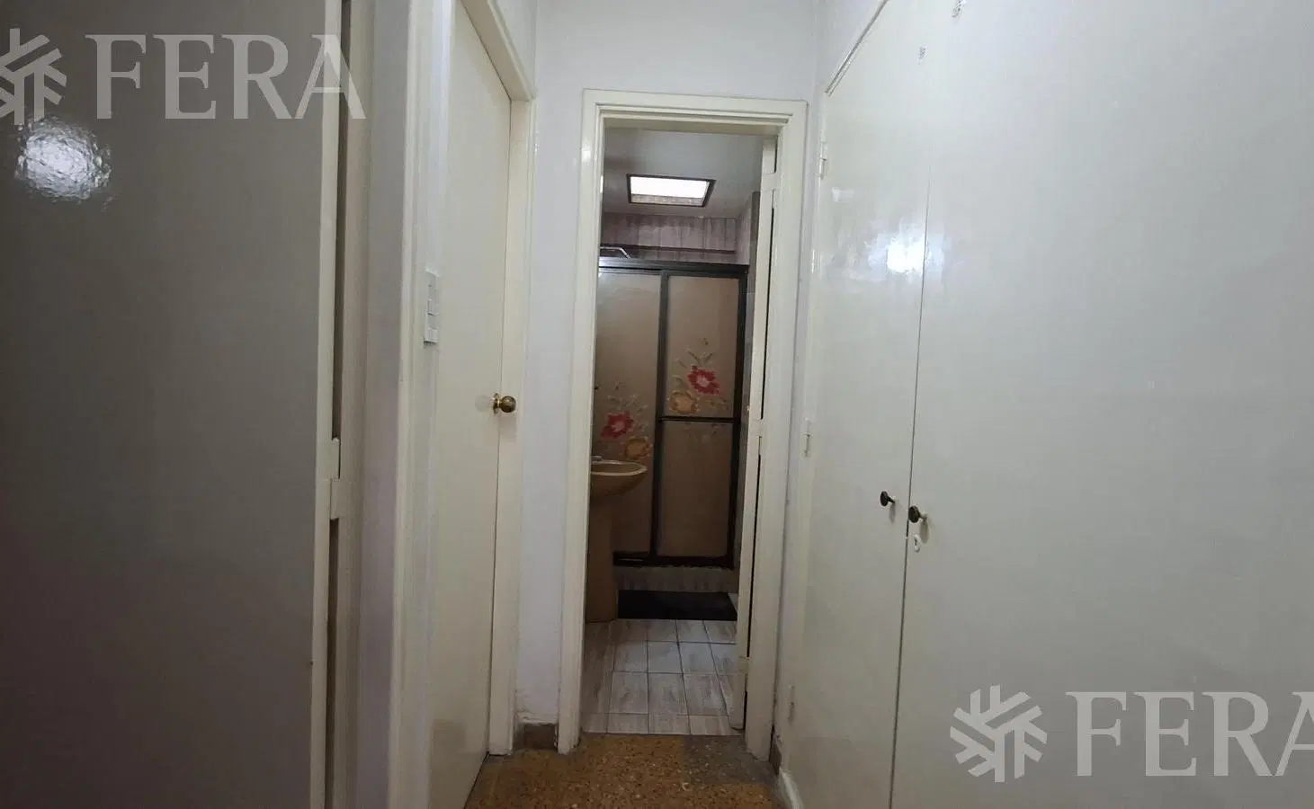 Venta de Casa 4 ambientes con cochera y piscina en Quilmes Oeste 1