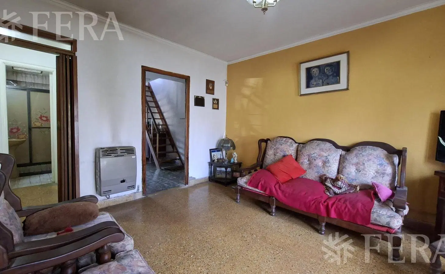 Venta de Casa 4 ambientes con cochera y piscina en Quilmes Oeste 4