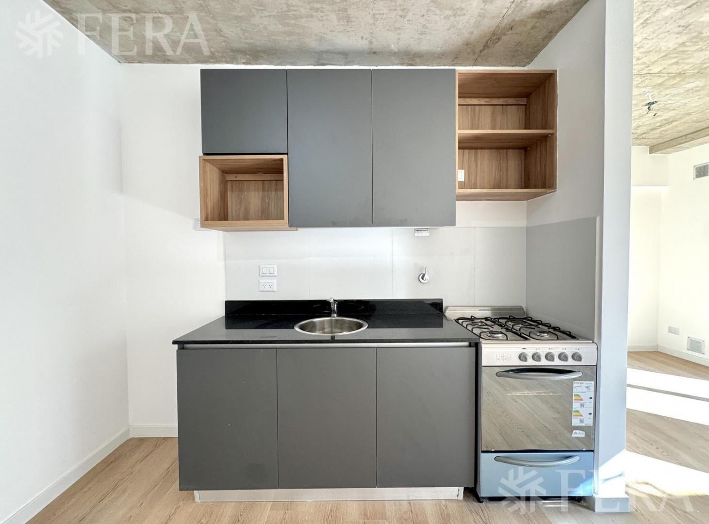 Venta departamento monoambiente con balcón en Villa Crespo