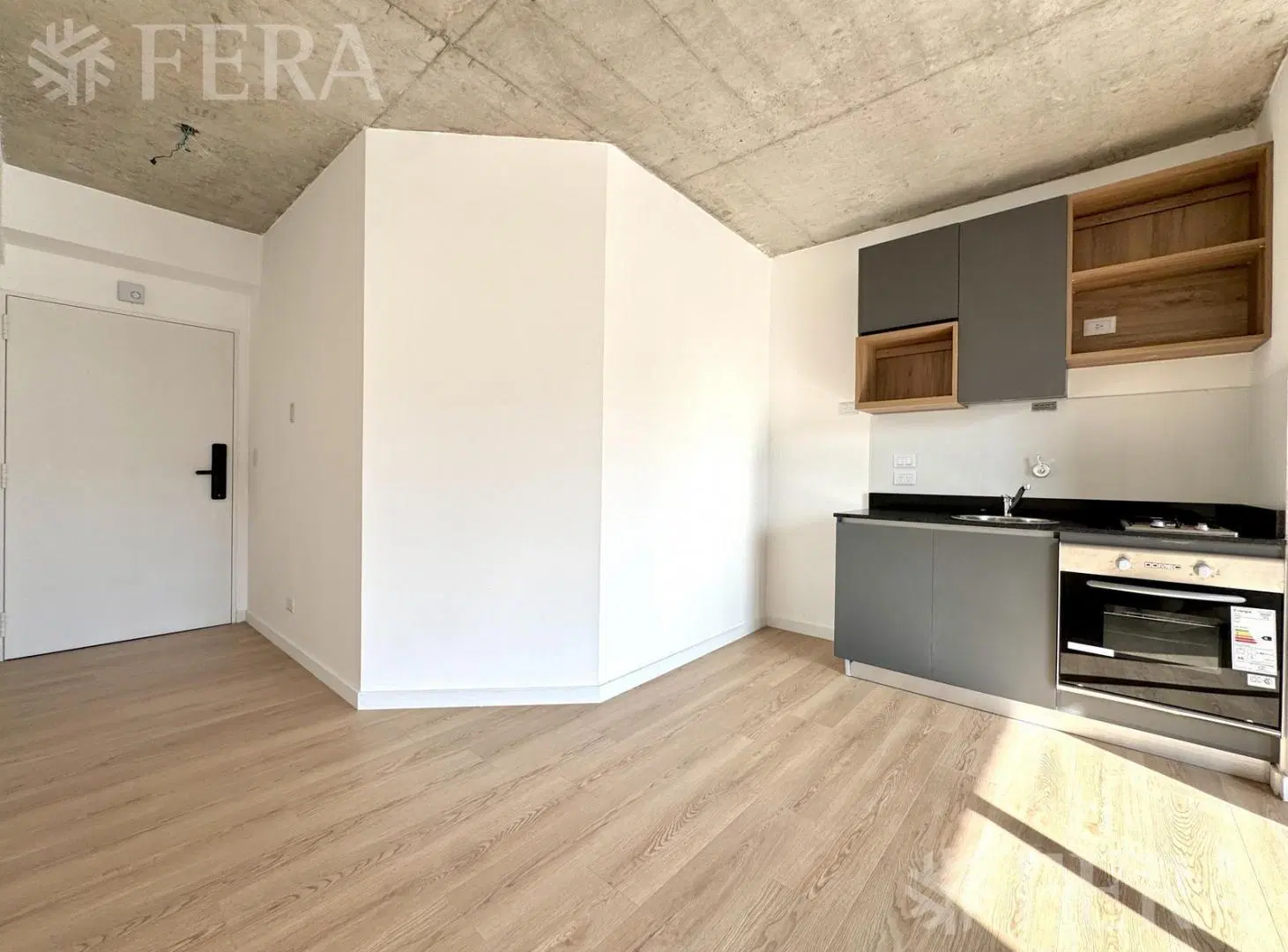 Venta departamento monoambiente con balcón en Villa Crespo 2
