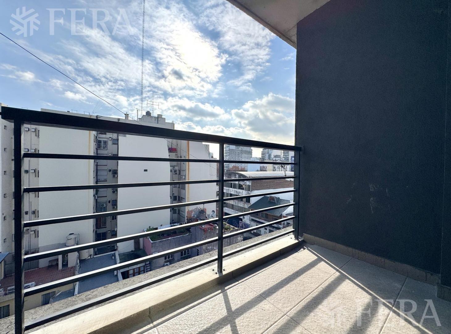 Venta departamento monoambiente con balcón en Villa Crespo