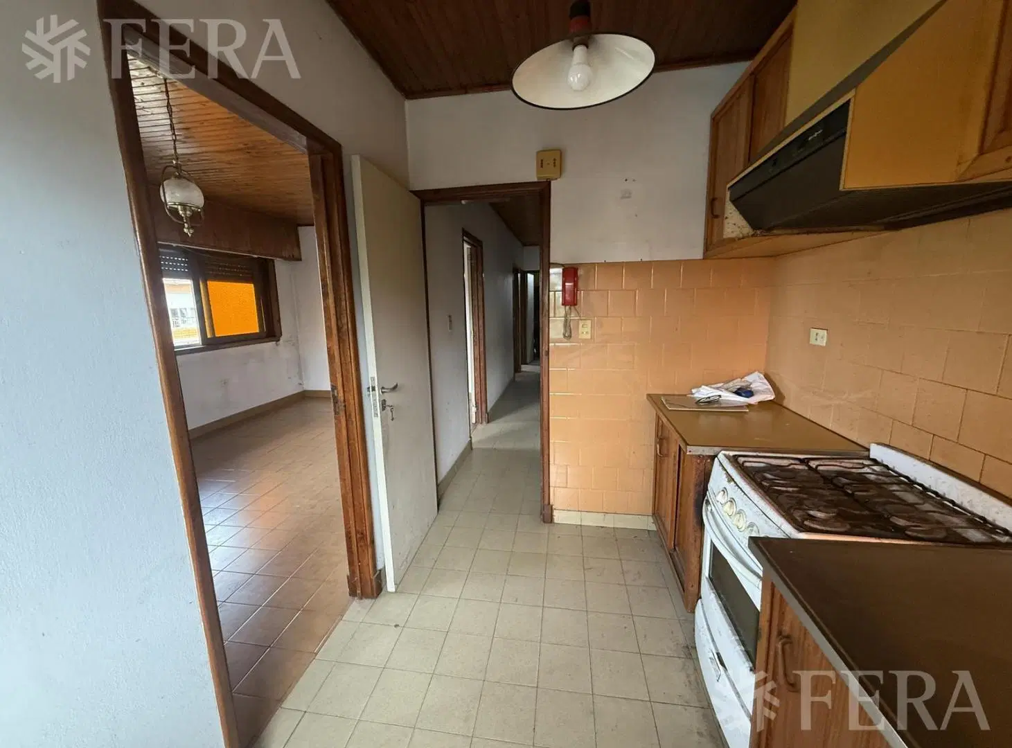 Venta PH 3 ambientes con patio en Bernal 2