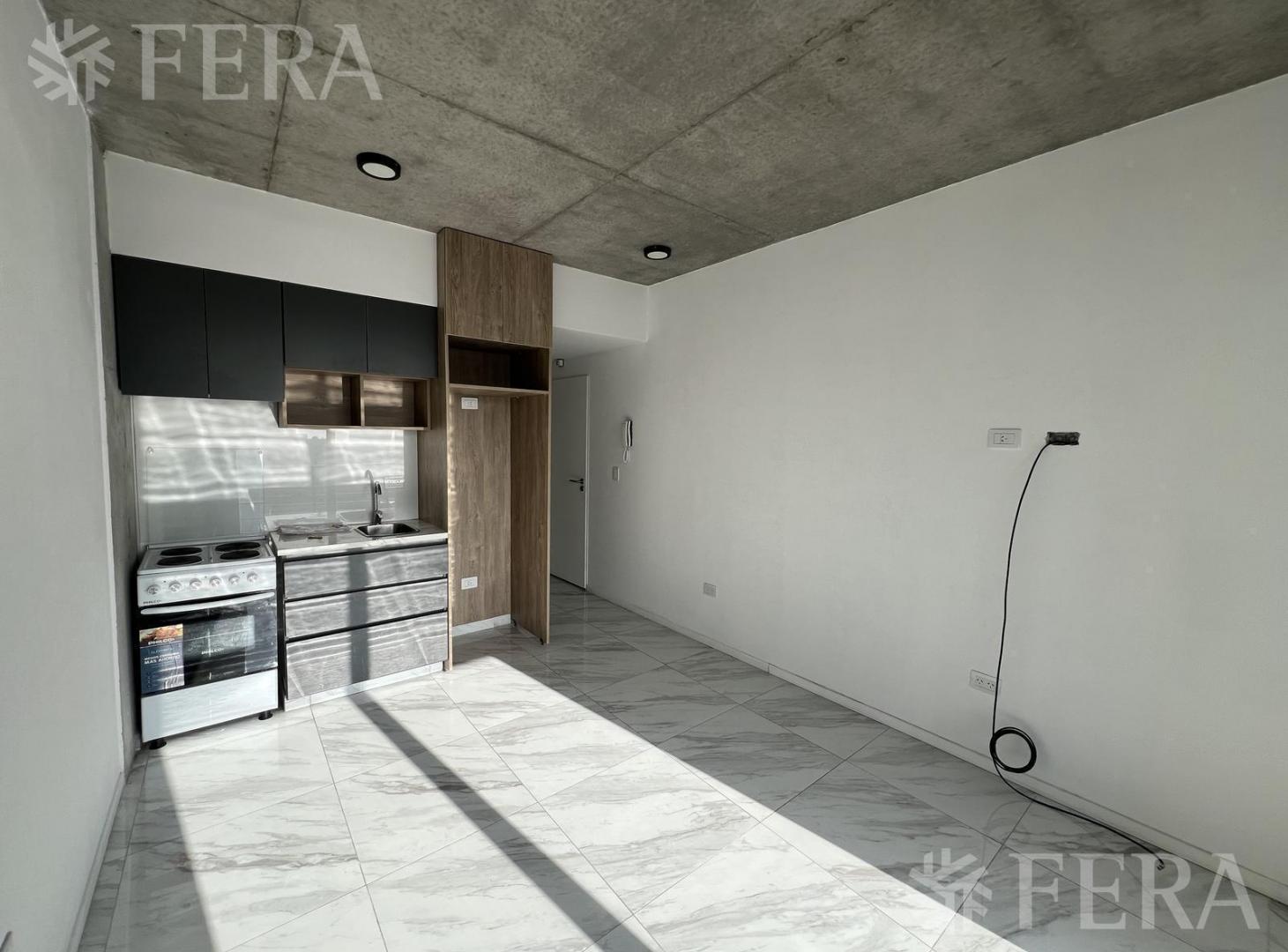 Foto de Venta departamento 1 ambientes con balcón en Wilde, imagen 3