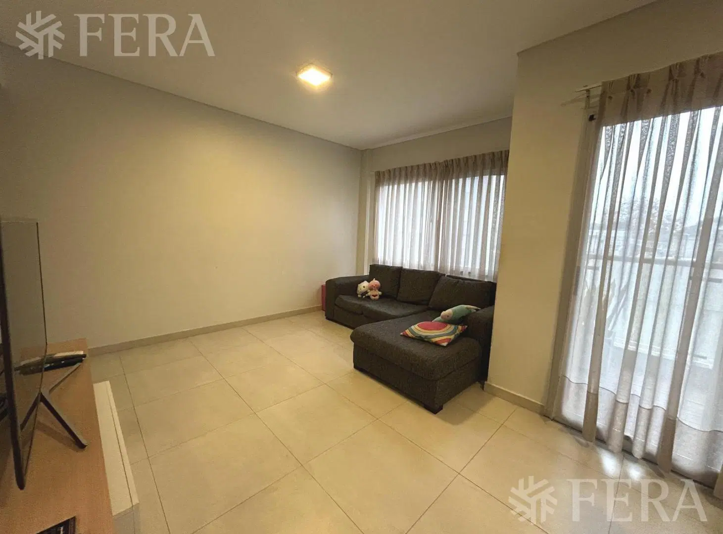 Venta de departamento 2 ambientes con balcón en Berazategui 2