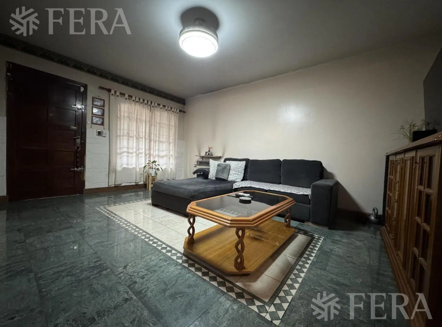 Venta casa 5 ambientes con cochera en Ezpeleta Quilmes 5