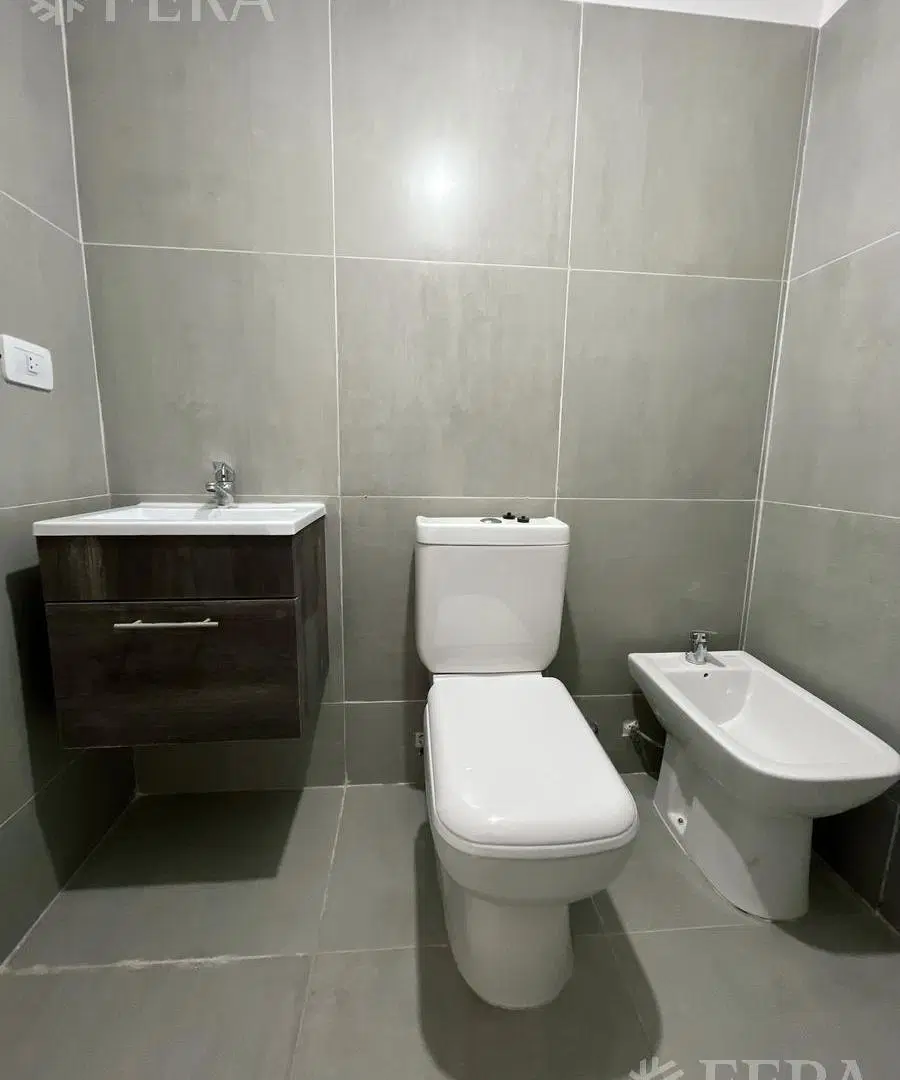 Venta departamento 2 ambientes con patio en Avellaneda 2