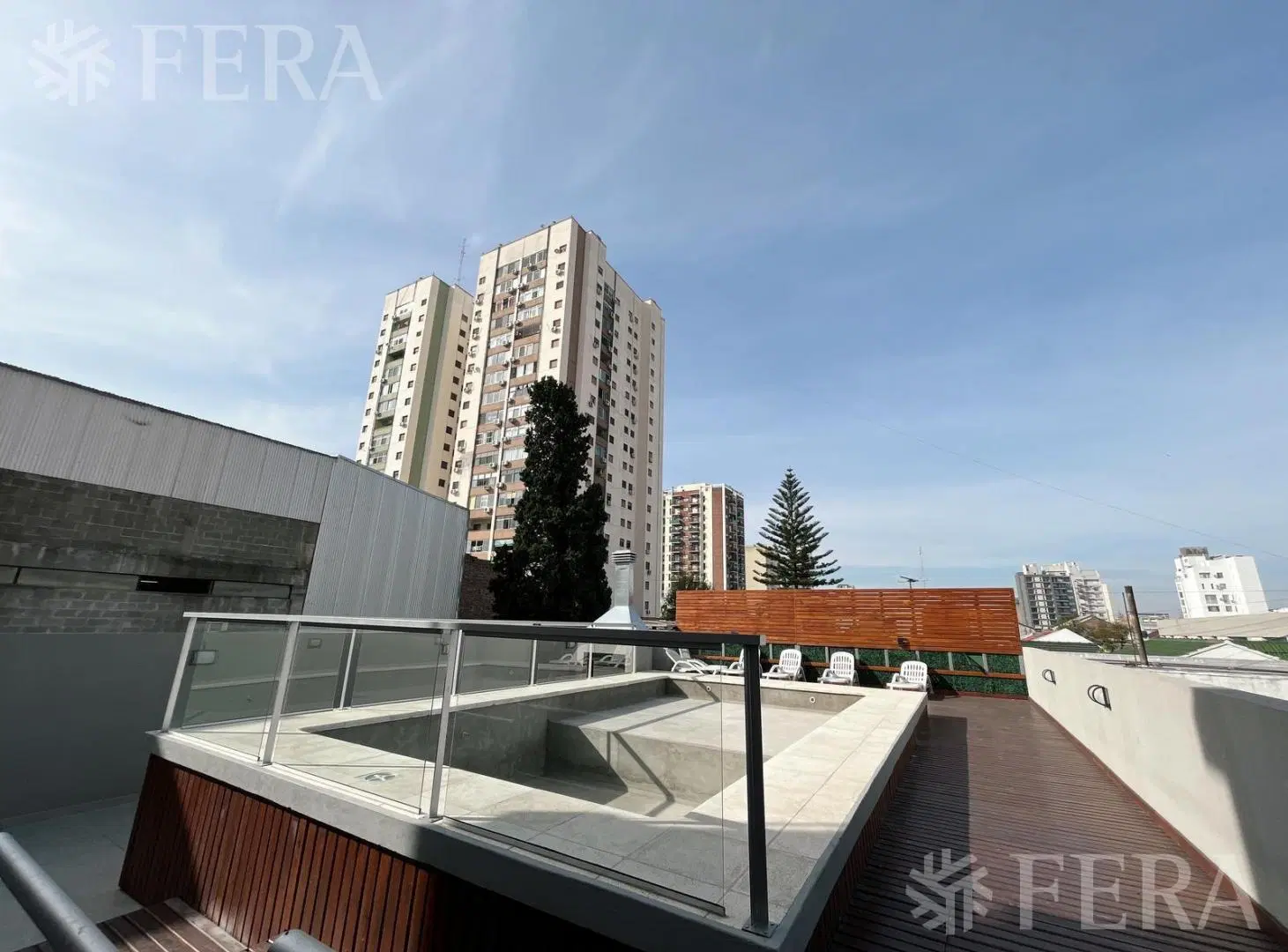 Venta departamento 2 ambientes con patio en Avellaneda 5