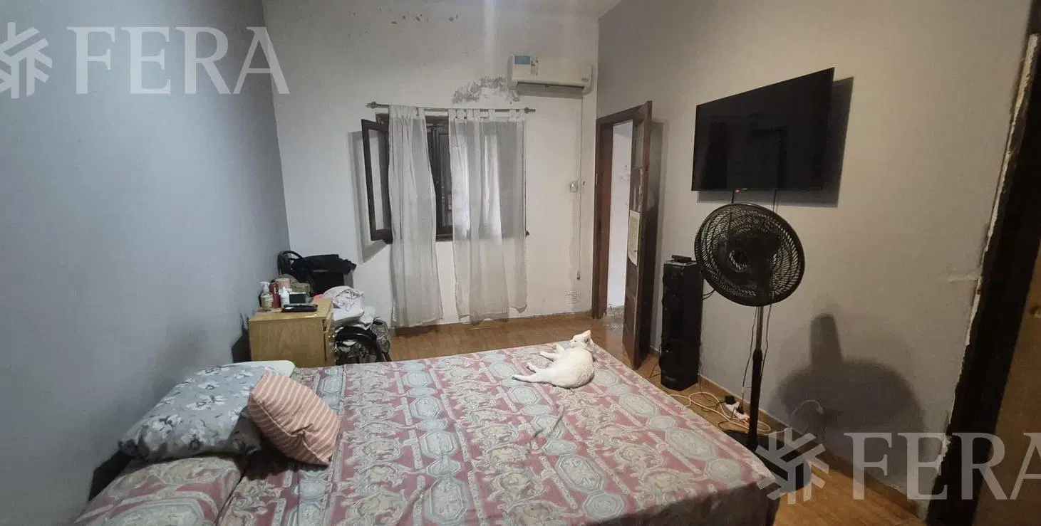Venta casa para dos familias en Villa Dominico 4