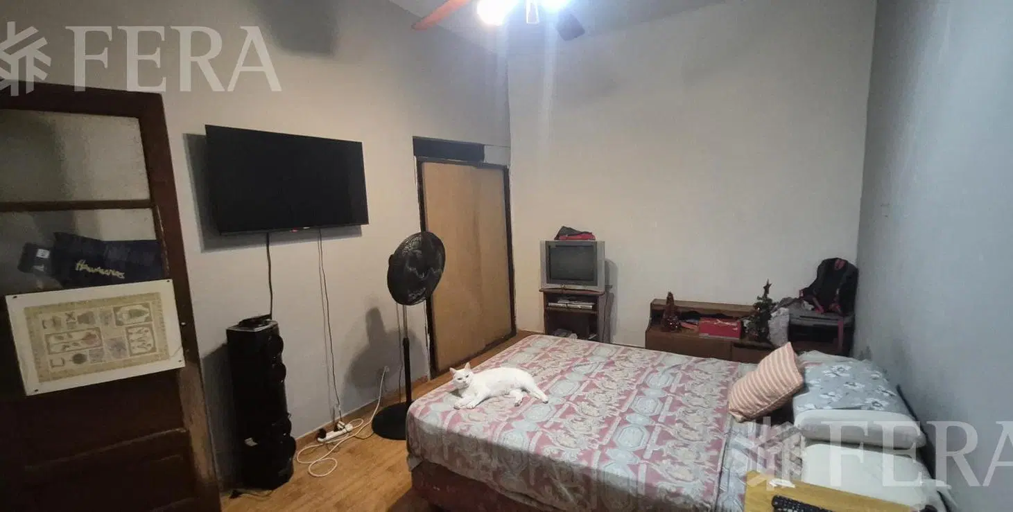 Venta casa para dos familias en Villa Dominico 5