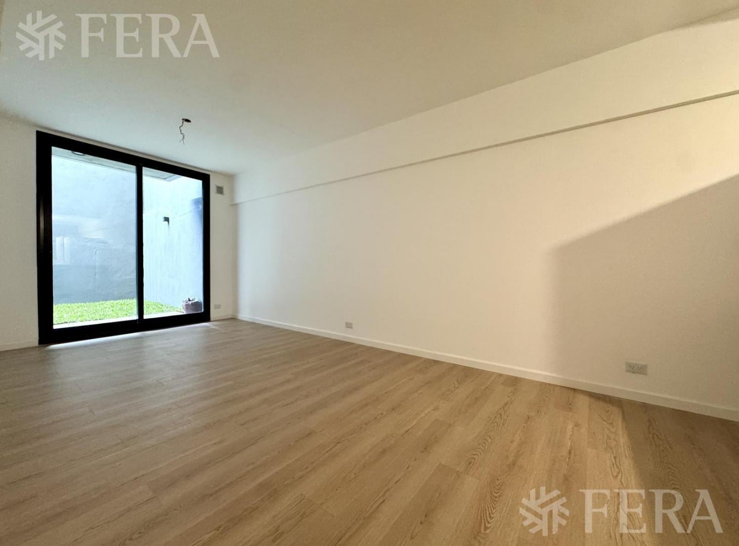 Venta departamento 3 ambientes con jardín en Villa Crespo