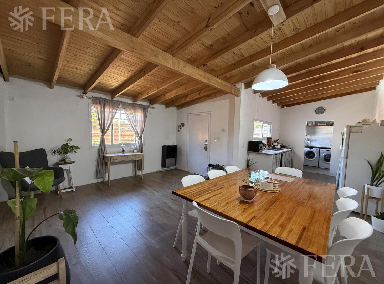Venta Casa 3 ambientes con patio en Berazategui