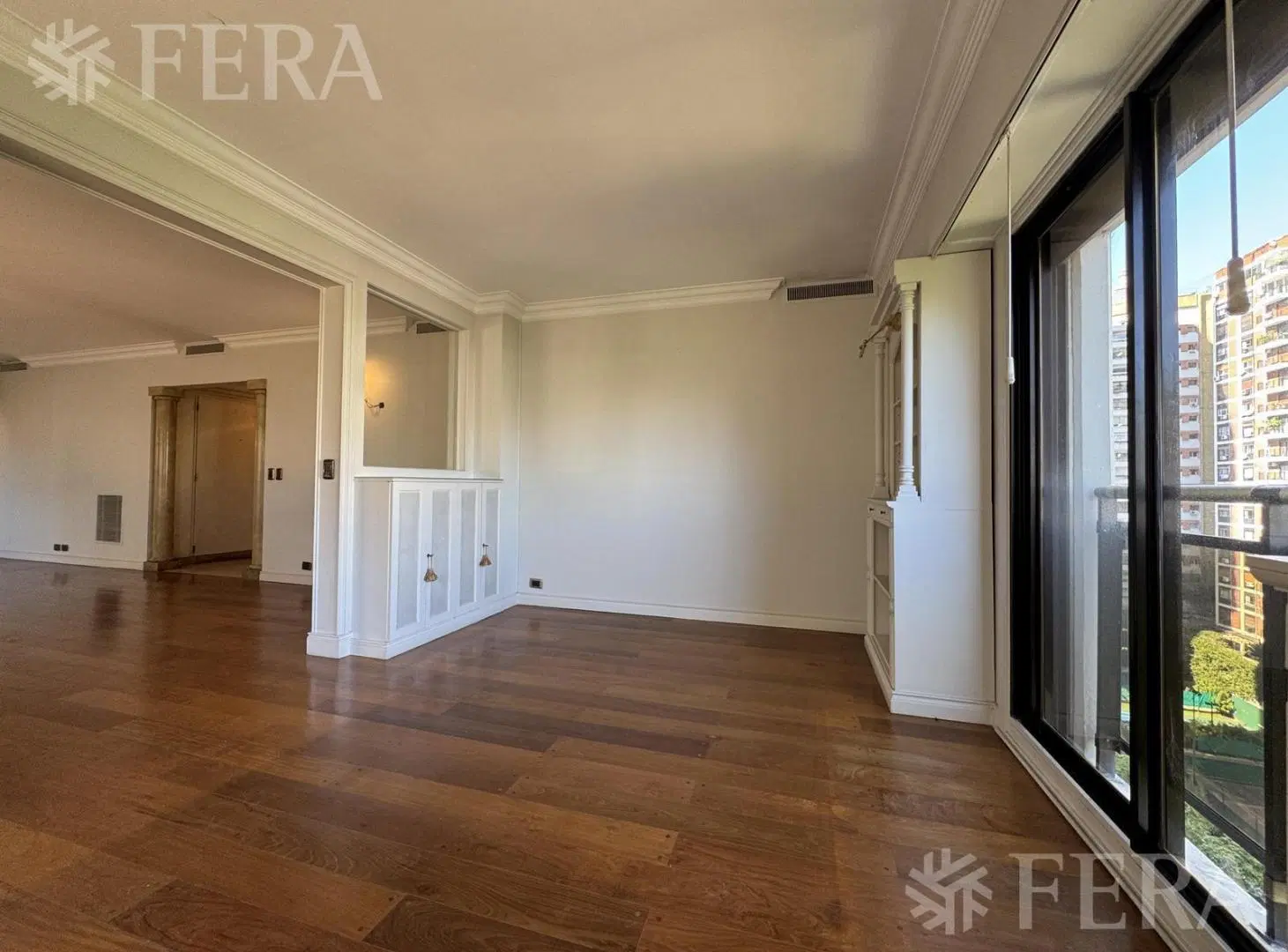 Venta de Departamento 5 ambientes con cochera y baulera en Retiro 5
