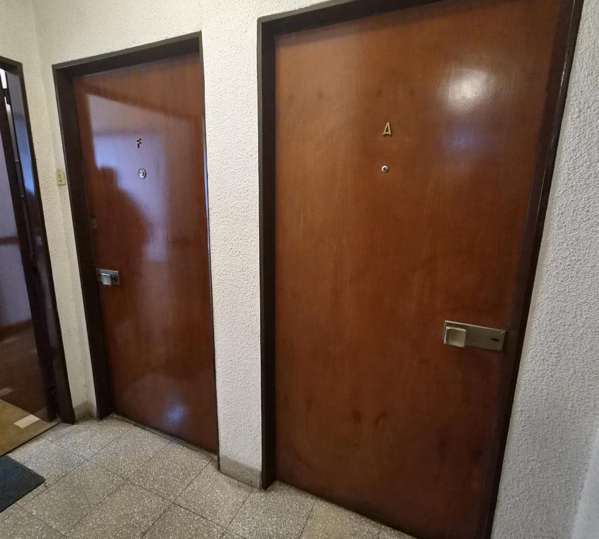 Foto de Venta departamento 3 ambientes con balcón en Wilde, imagen 4