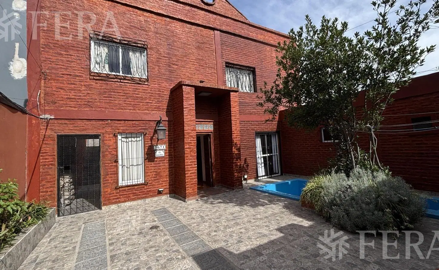 Alquiler PH 4 ambientes con piscina en Villa Dominico 1