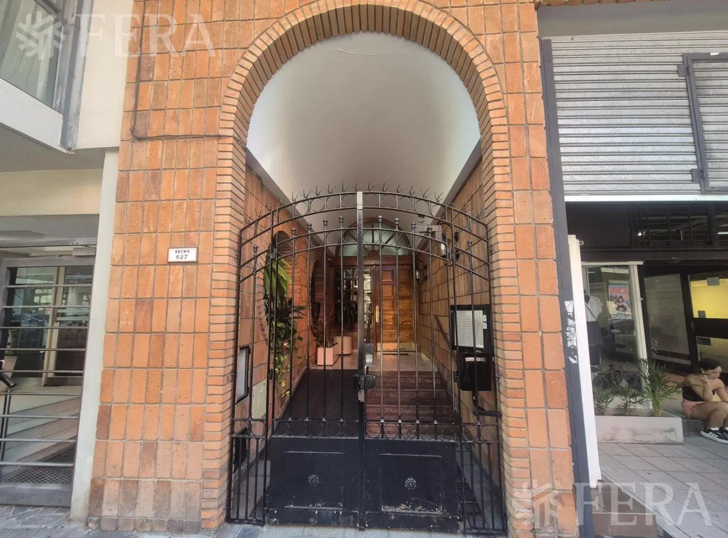 Venta de Departamento 3 ambientes con balcón en Quilmes Centro 1