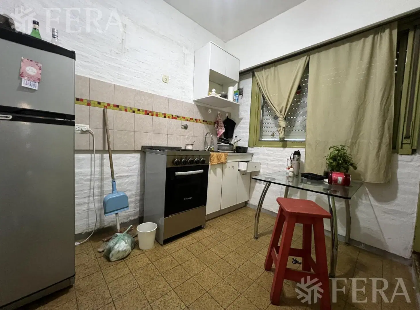Venta de Casa 4 ambientes en Bernal Este 4