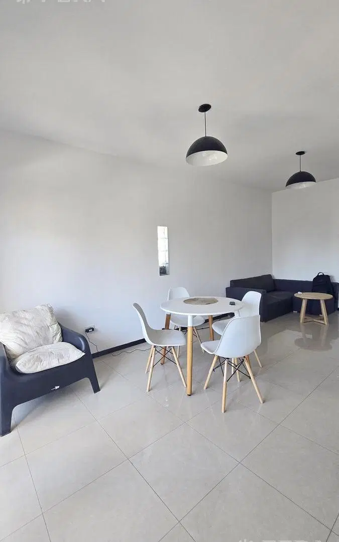 Venta Departamento 2 ambientes con balcón en Wilde 2