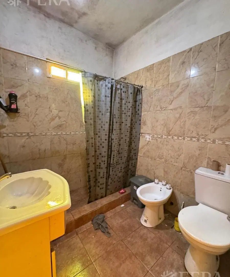 Venta casa 3 ambientes en Ezpeleta Este 8