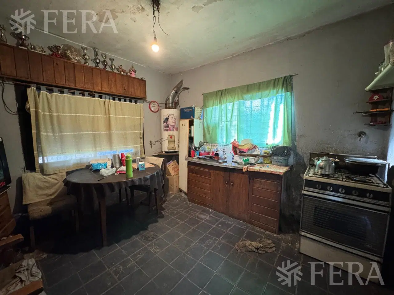 Venta casa 3 ambientes en Ezpeleta Este 2