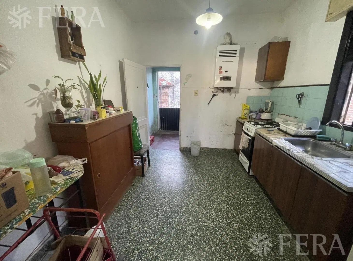 Venta casa 3 ambientes con cochera en Villa Dominico 4