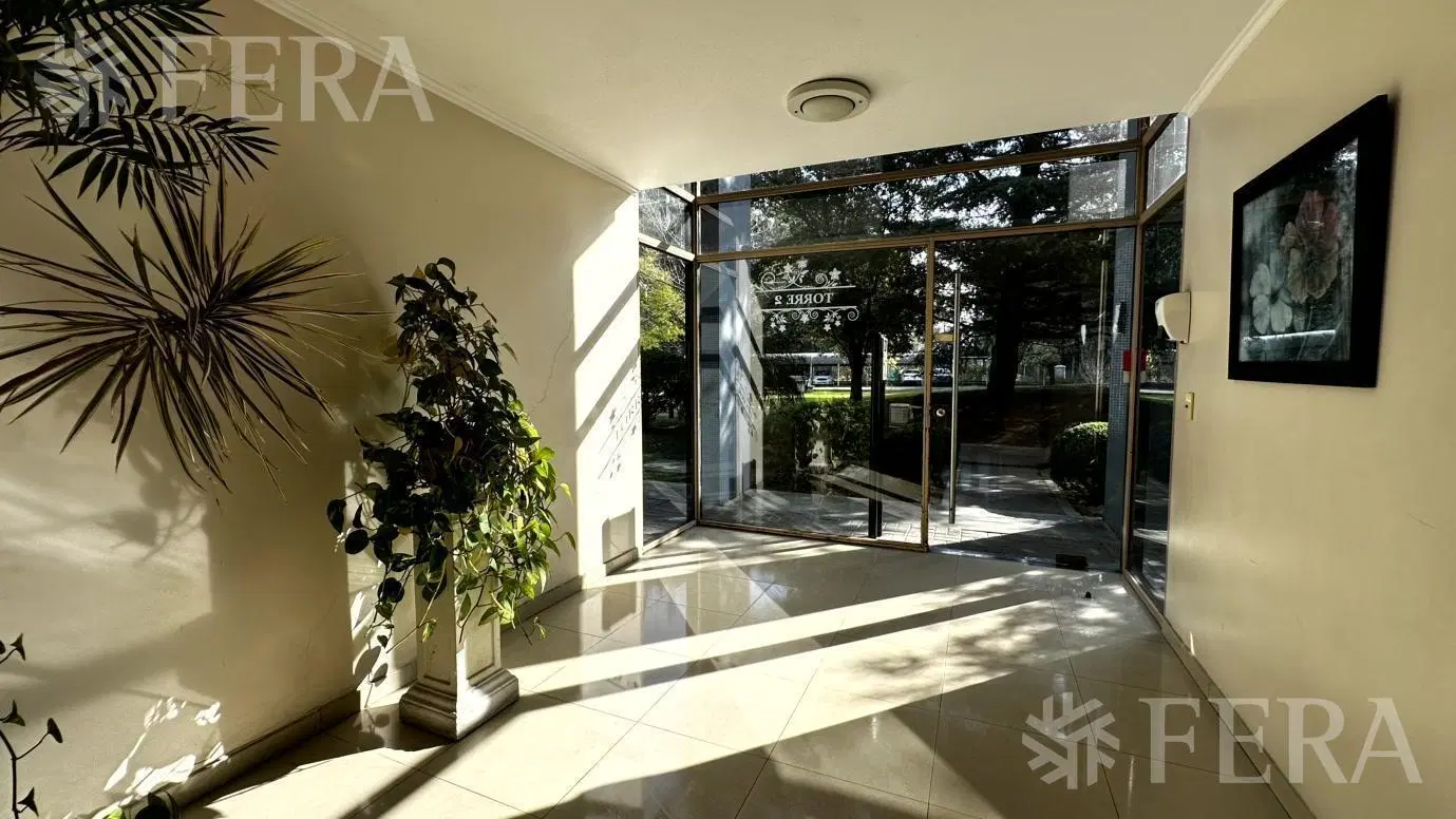 Venta departamento 4 ambientes con balcón  en Wilde 5