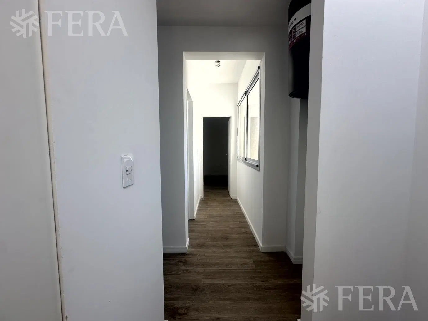 Venta departamento 3 ambientes con balcón en Wilde 5