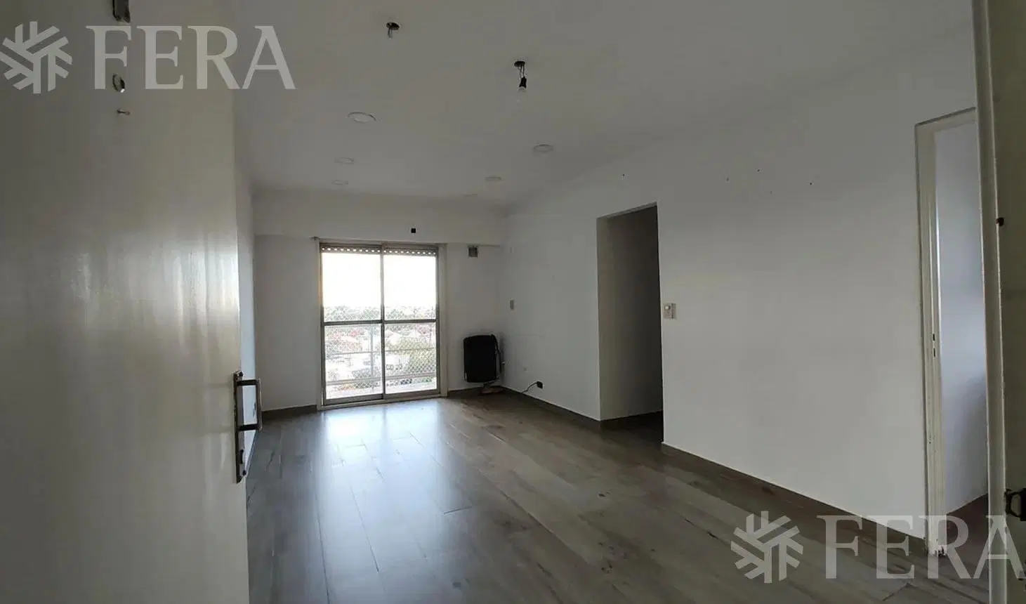 Alquiler Departamento 3 ambientes con balcón en Sarandi 5