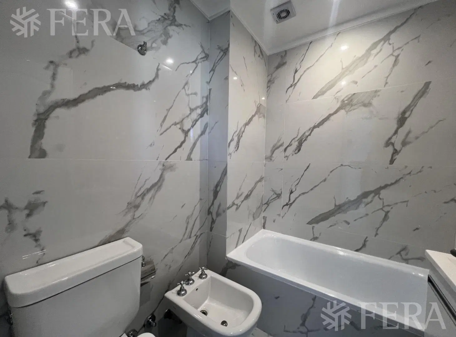 Venta departamento 1 ambiente con balcón en Wilde 8