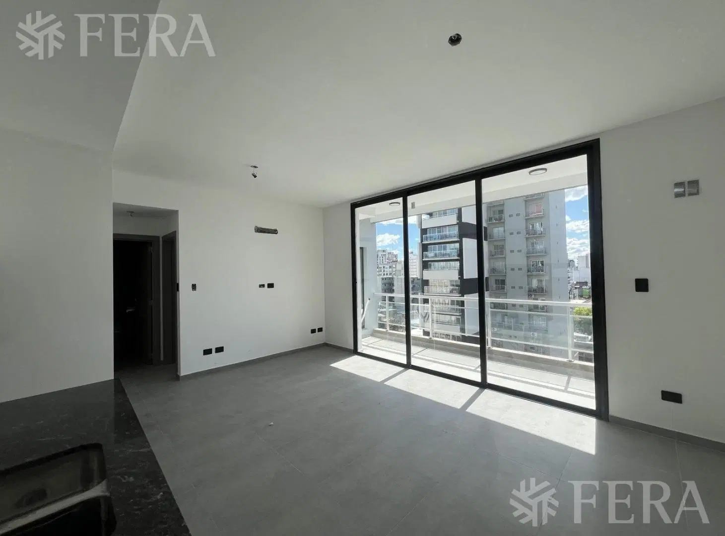 Venta departamento 2 ambientes con balcón en Quilmes 2