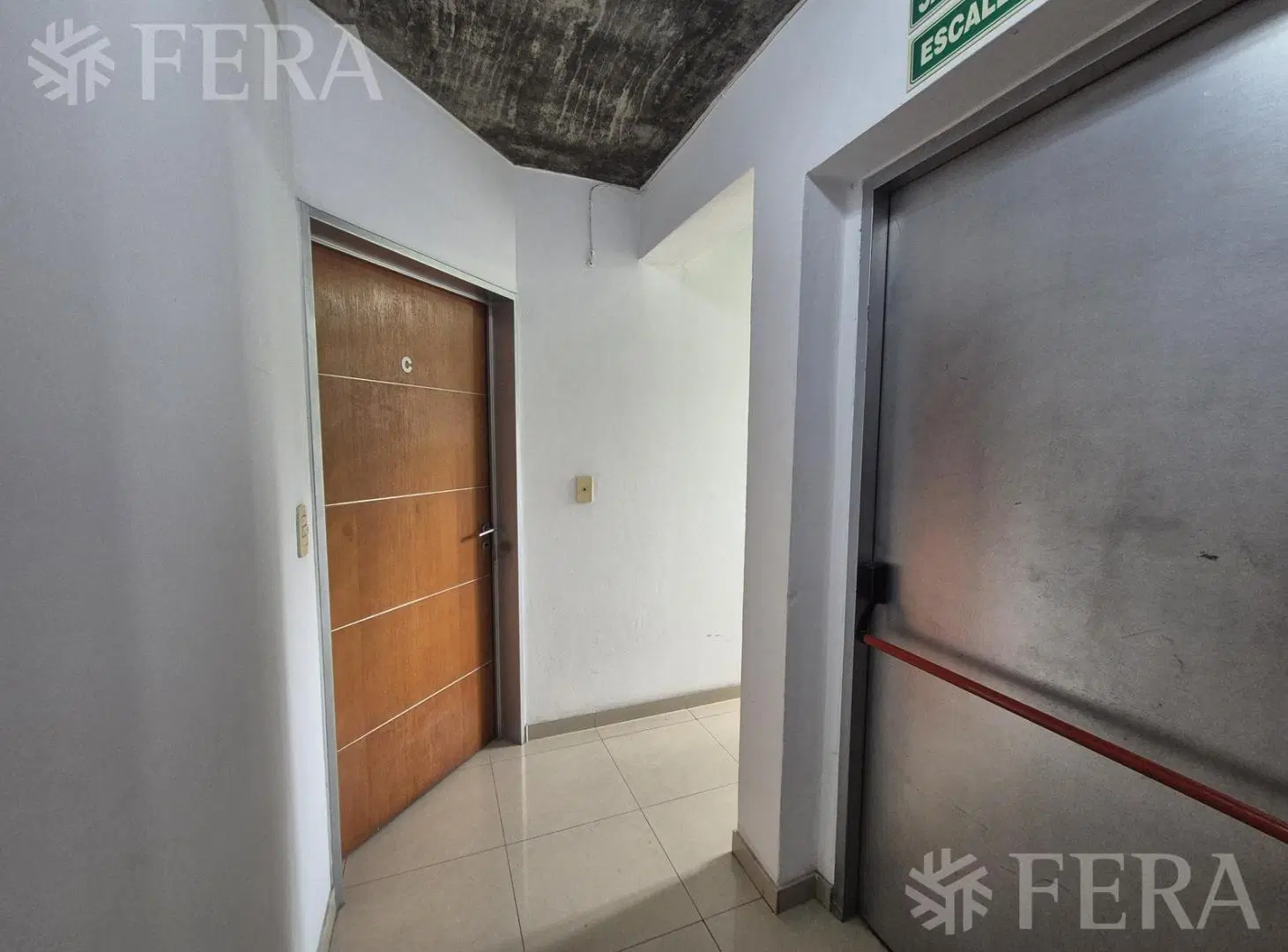 Alquiler departamento 2 ambientes con balcón en Florencio Varela 8