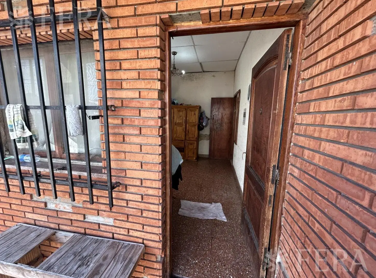 Venta Casa de 3 ambientes con patio en Villa Dominico 1