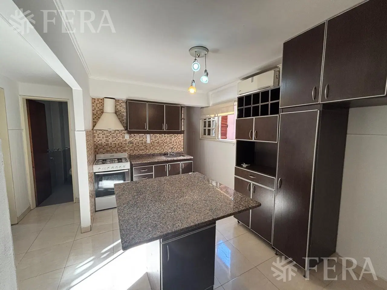 Alquiler Departamento 3 ambientes con cochera en Wilde 5