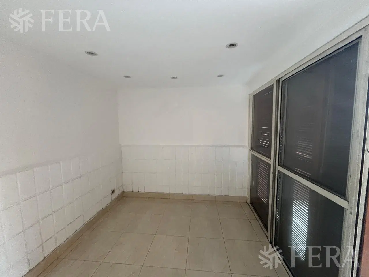 Alquiler Departamento 3 ambientes con cochera en Wilde 4