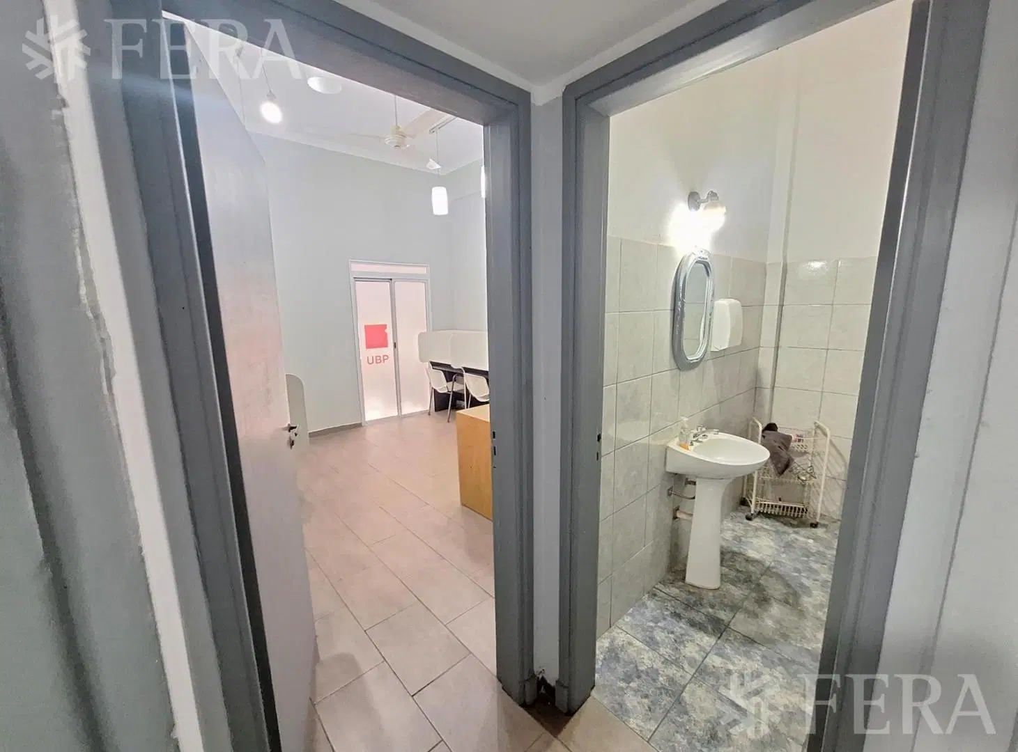 Venta local en Villa Domínico 5