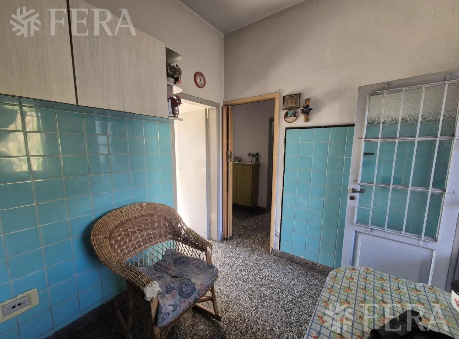Venta casa 3 ambientes con jardín en Bernal 2