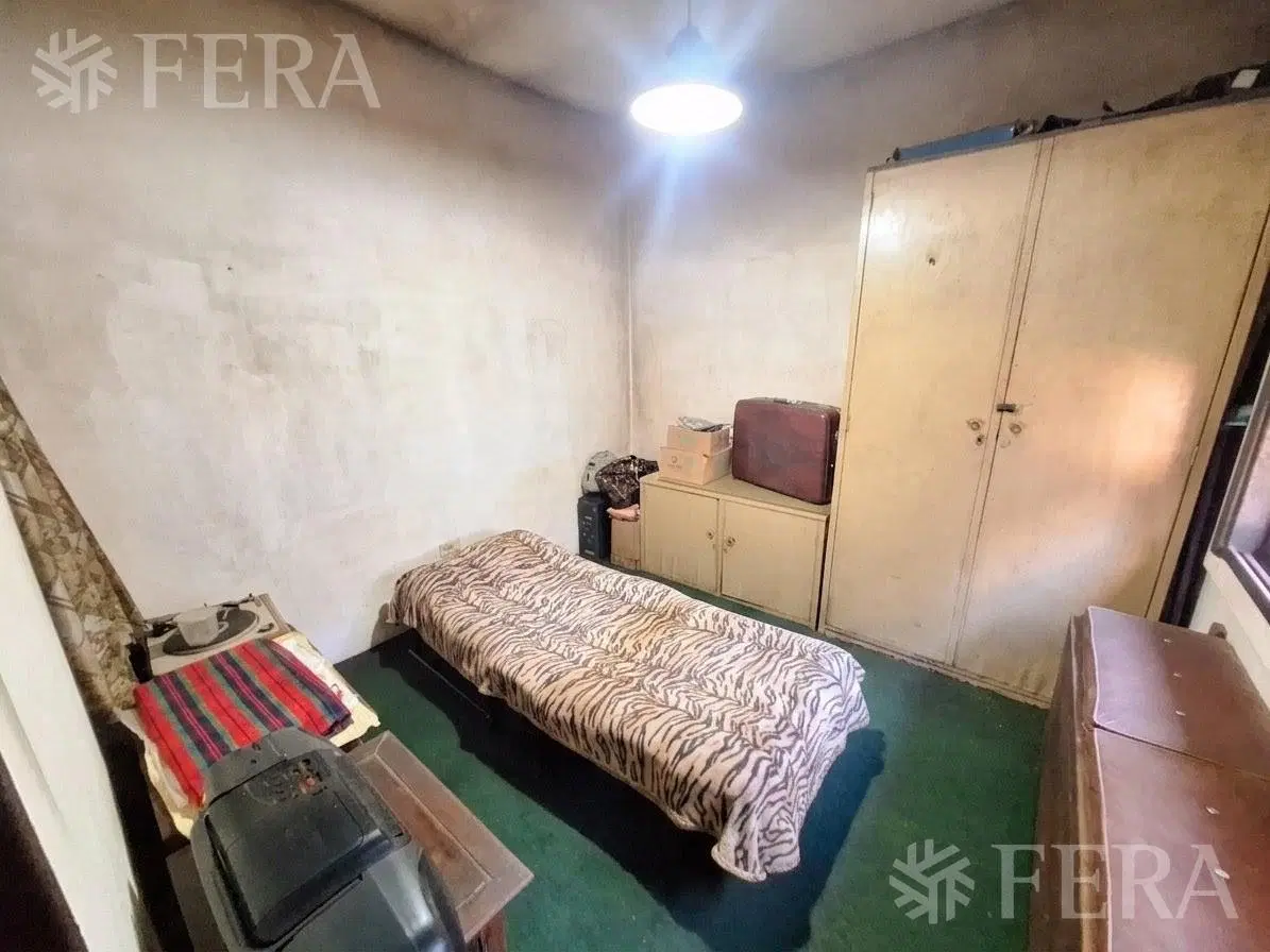 Venta PH 3 ambientes con patio en Bernal 8